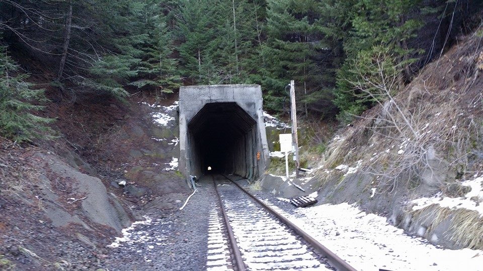 Siskiyou Tunnel 13 - Outside